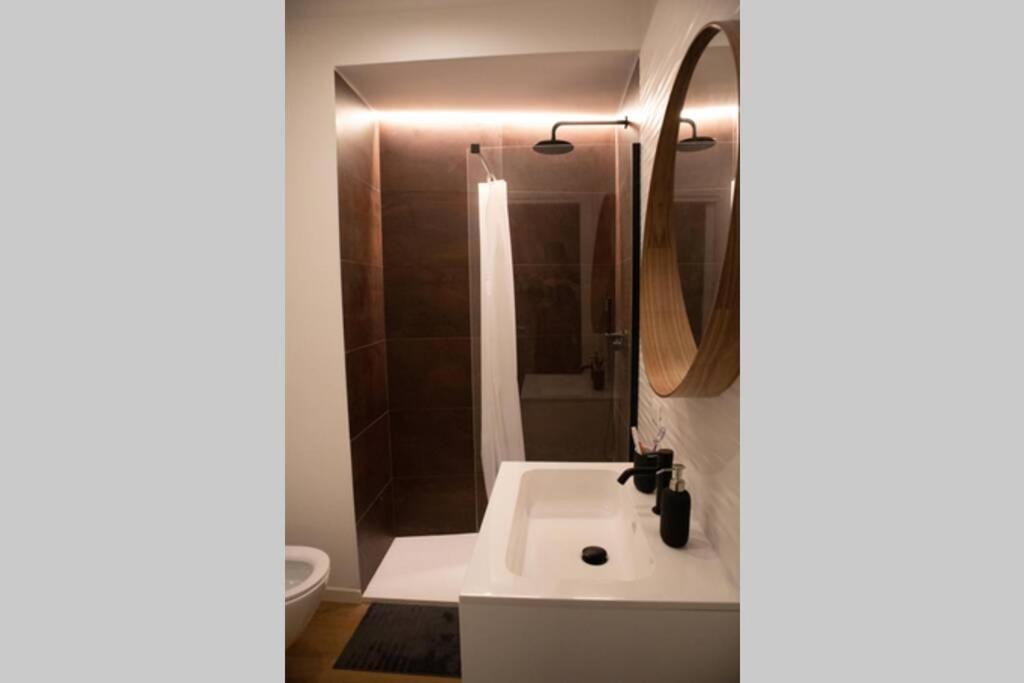 Nuovo In Zona Navigli Apartamento *